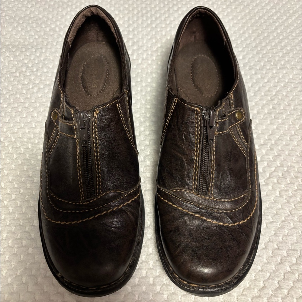 Clark’s Woman’s Casual Loafer 8M